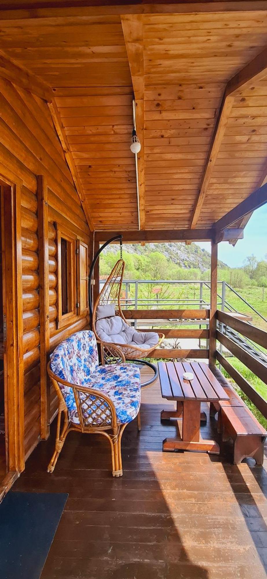 Camp Sunny Hills Hotel เวียร์ปาซาร์ ภายนอก รูปภาพ